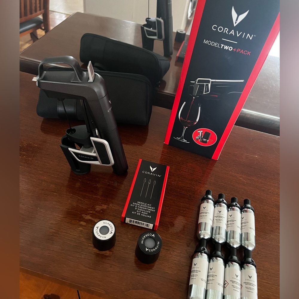 Coravin Model 2 Wine Dispenser System and Accessories